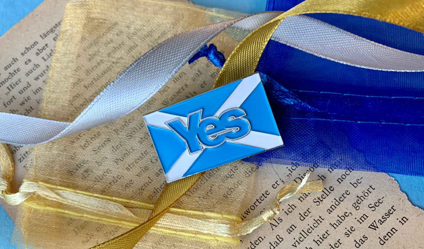 Scottish Independence Saltire Indie Ref 2 Vote Yes Scotland Enamel Pin Badge