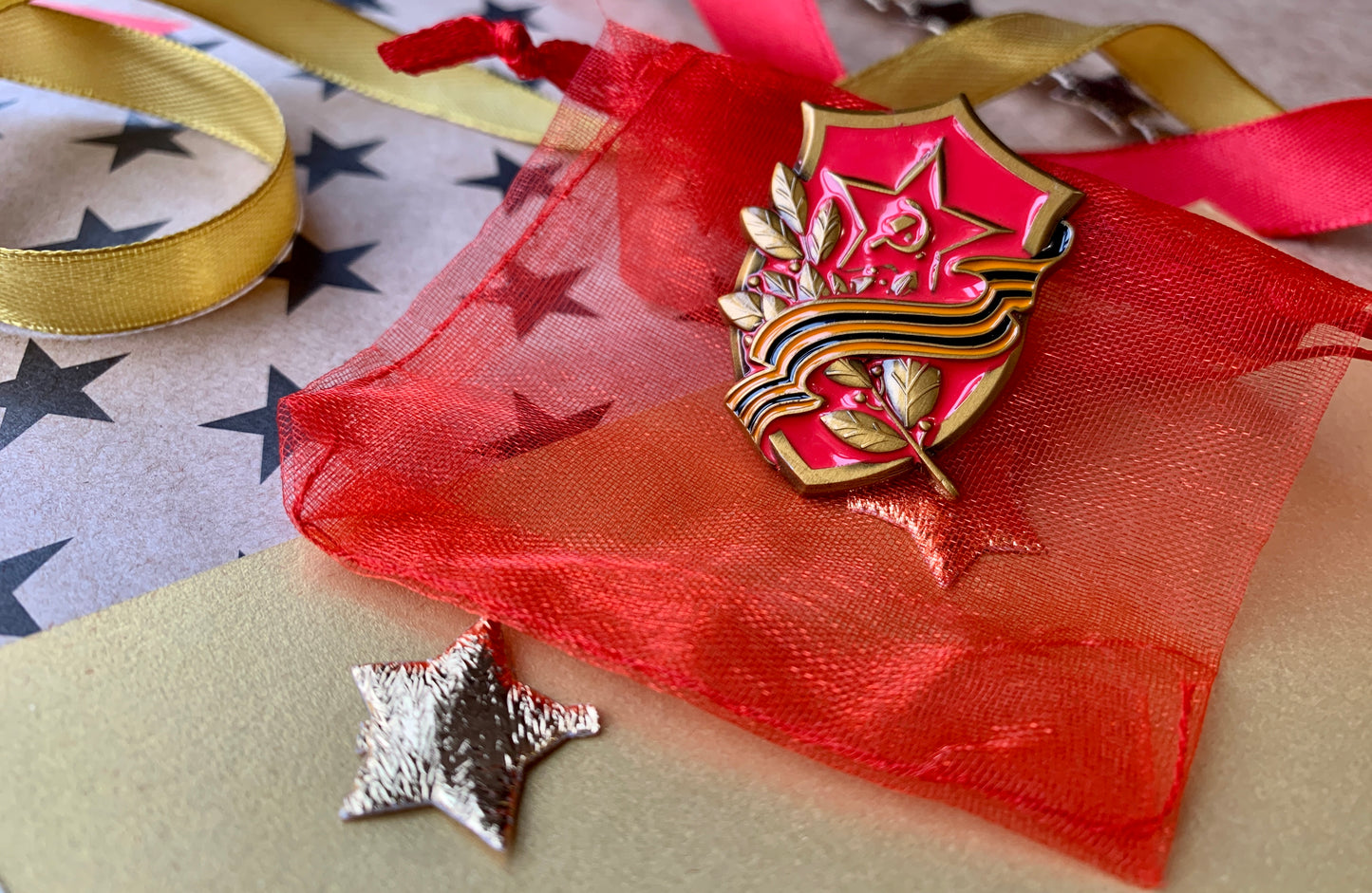 Soviet Union Red Star Hammer and Sickle Shield with Wheat and Order of St George Ribbon Enamel Pin Badge