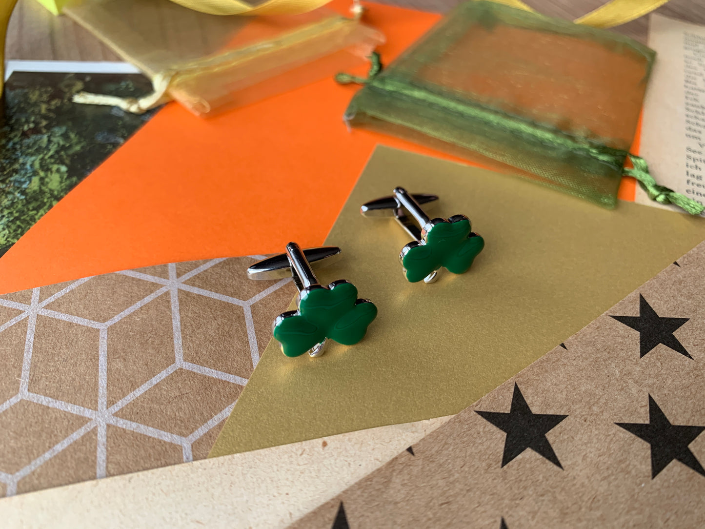 Irish Shamrock Enamel St Patrick’s Day Erin go Bragh Cufflinks