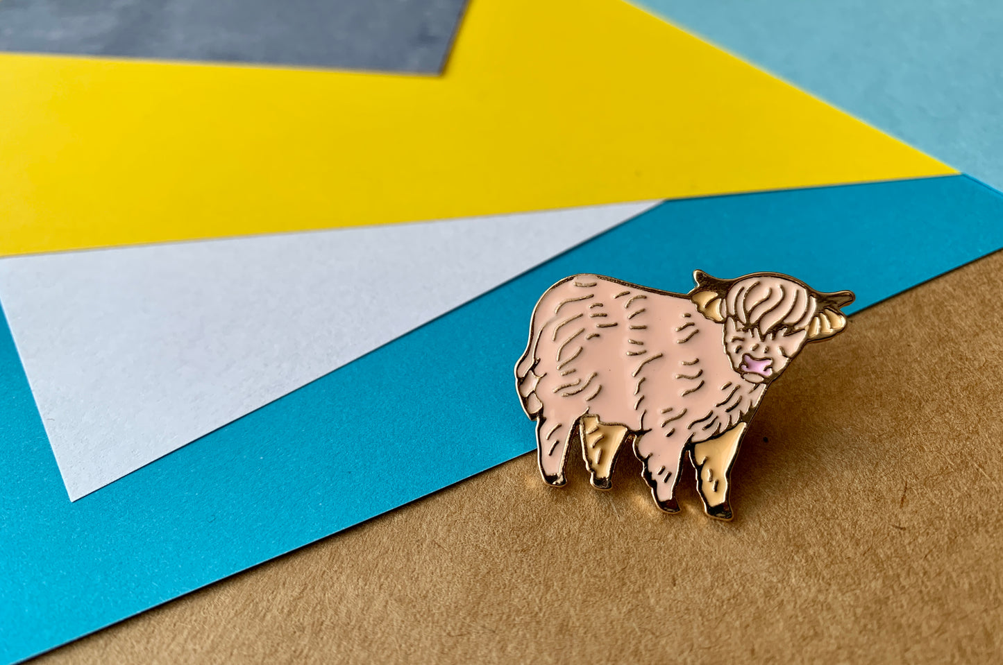 Scottish Highland Cow Beige and Gold Enamel Pin Badge