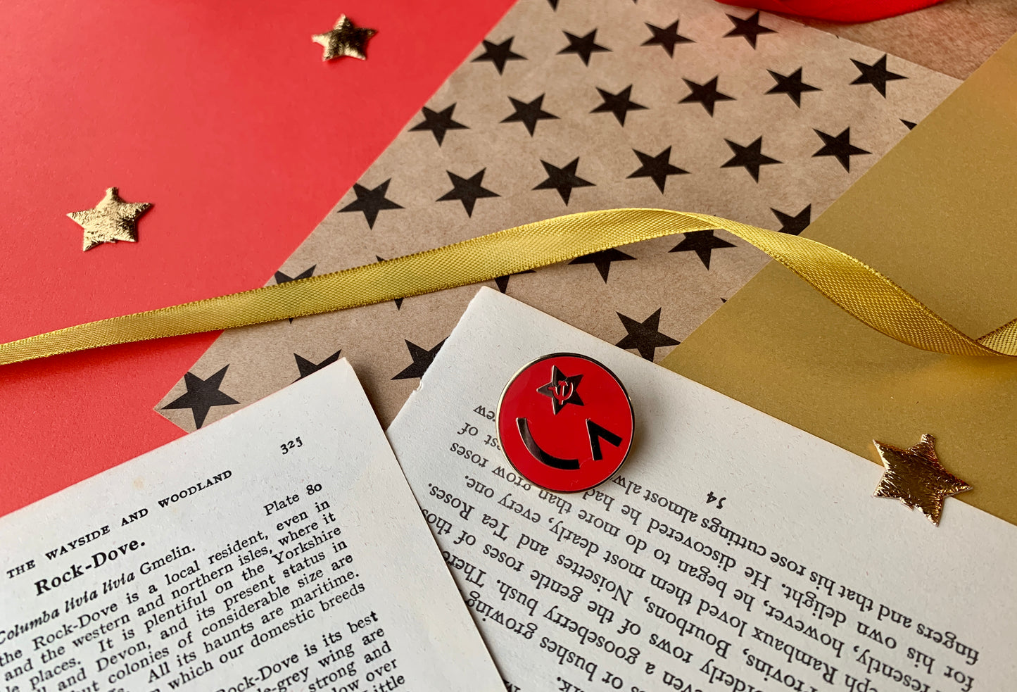 Leftist Hammer and Sickle Smiling Face Emoji Socialist Enamel Pin Badge