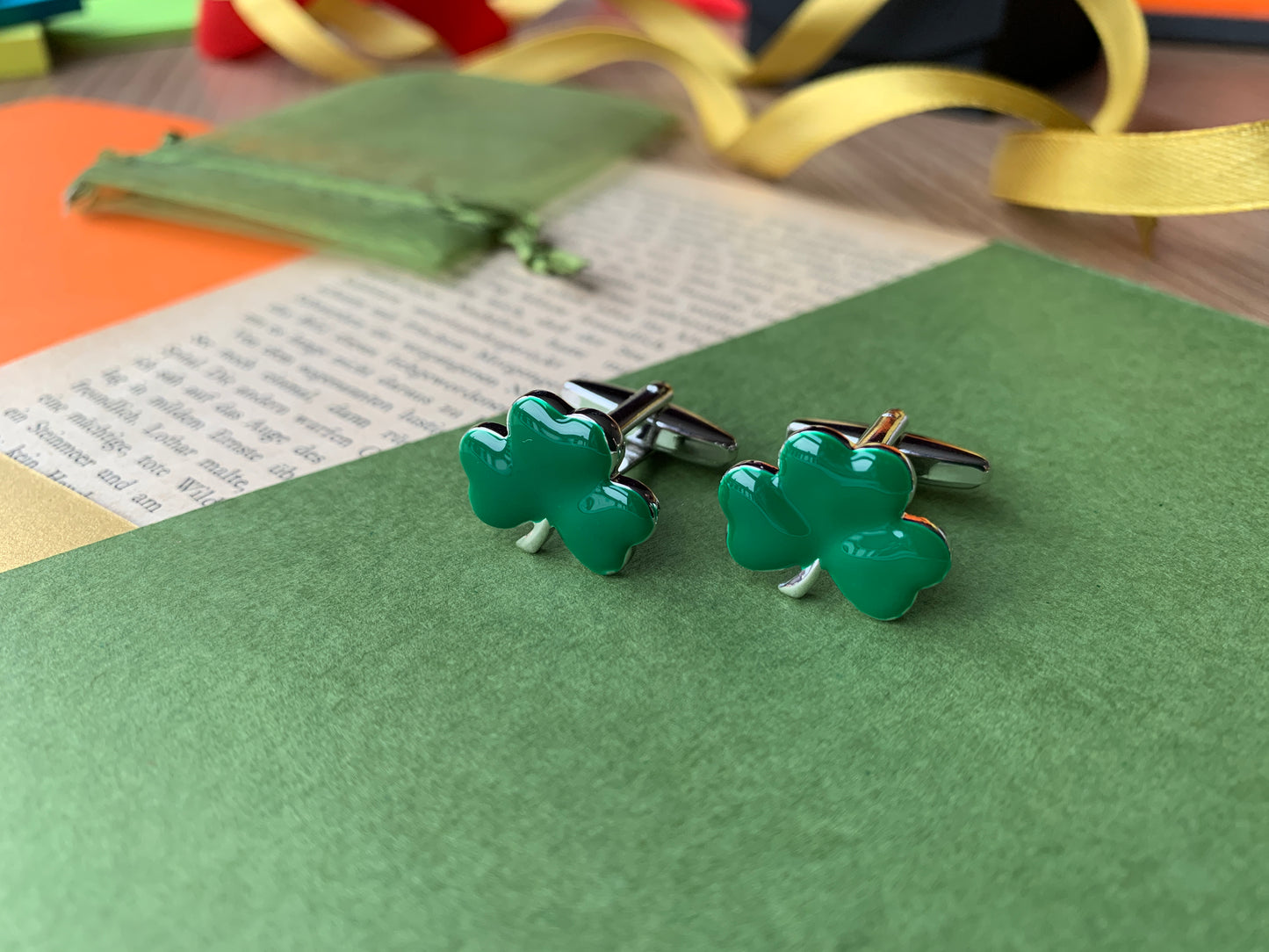 Irish Shamrock Enamel St Patrick’s Day Erin go Bragh Cufflinks
