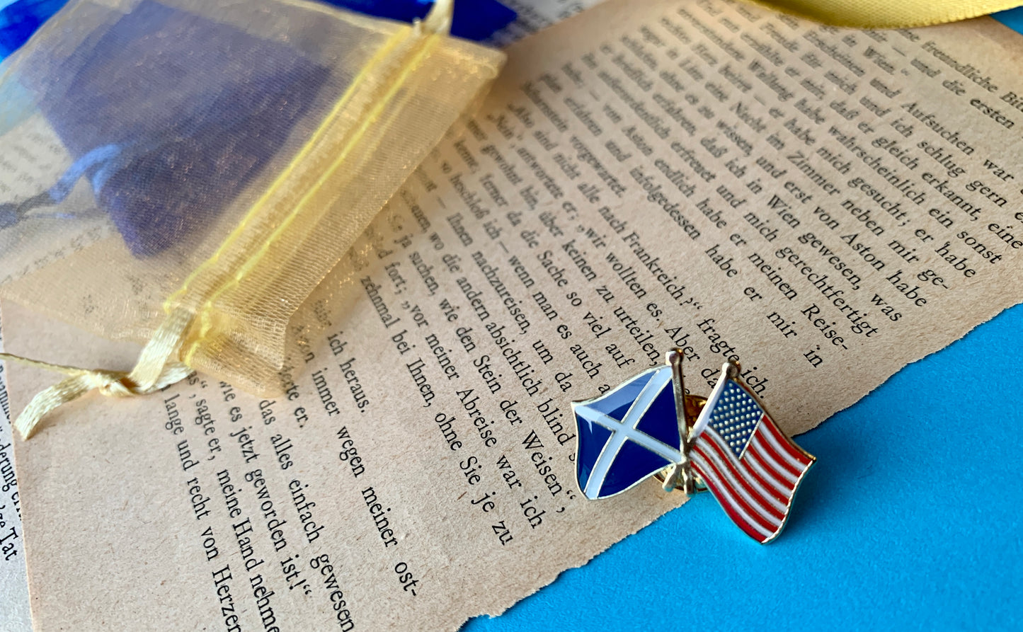 Scotland and United States of America Crossed Flags Scottish Heritage Enamel Pin Badge