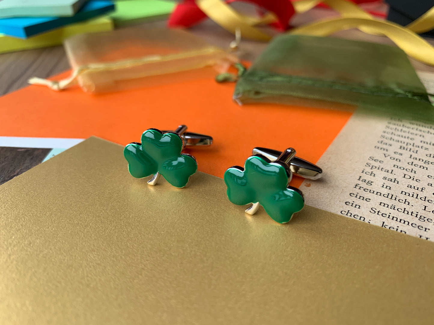 Irish Shamrock Enamel St Patrick’s Day Erin go Bragh Cufflinks