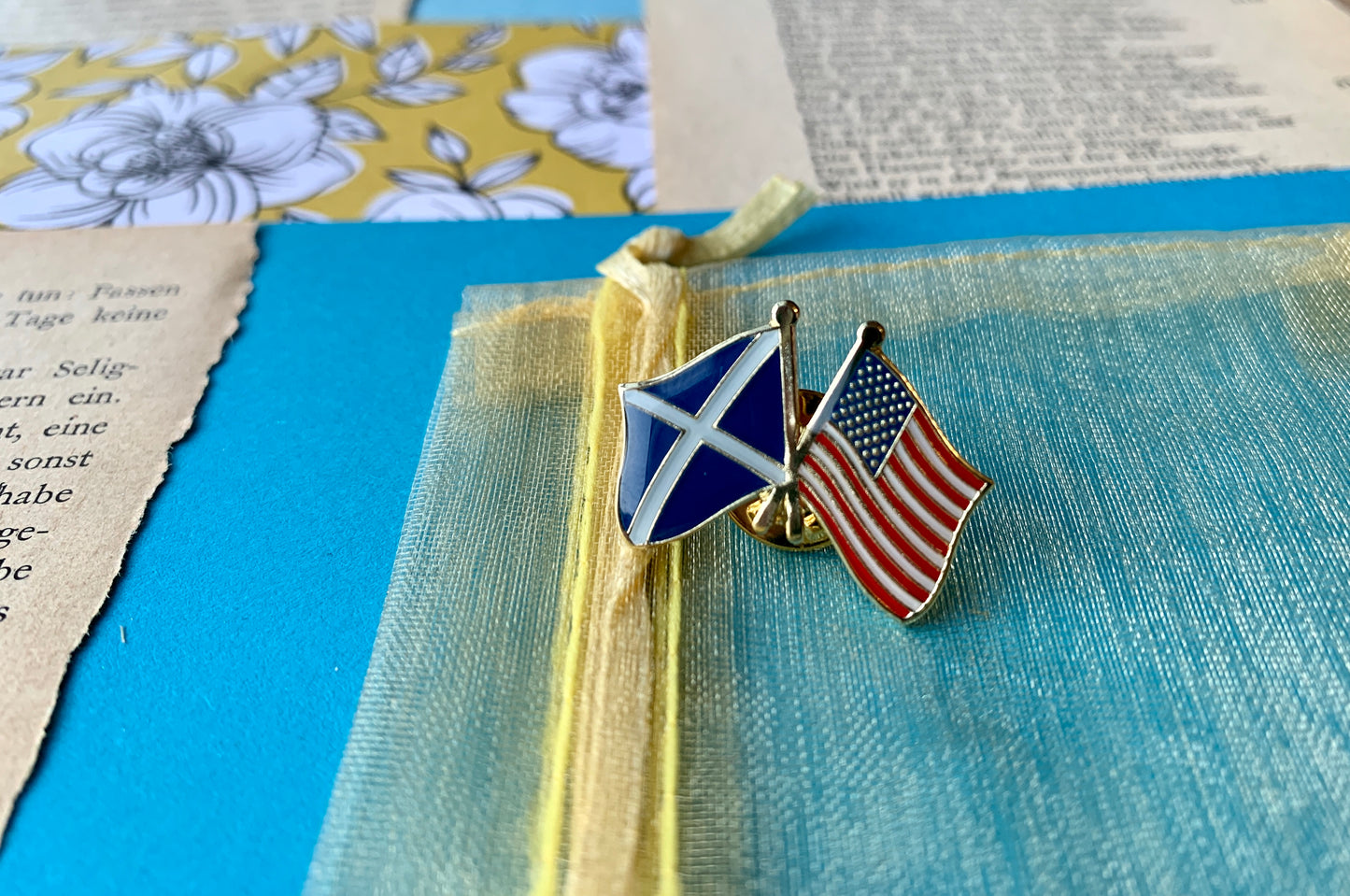 Scotland and United States of America Crossed Flags Scottish Heritage Enamel Pin Badge
