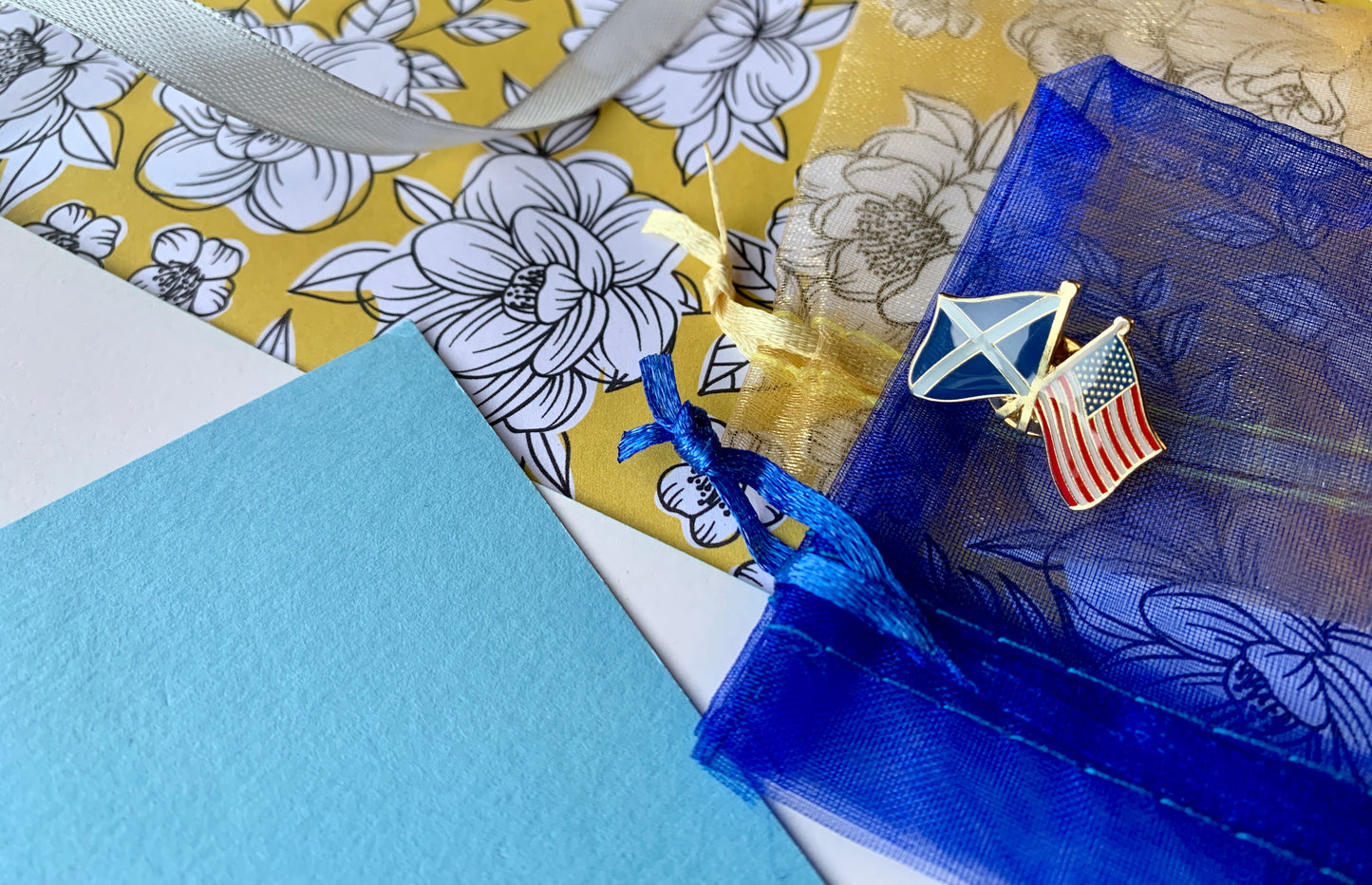 Scotland and United States of America Crossed Flags Scottish Heritage Enamel Pin Badge