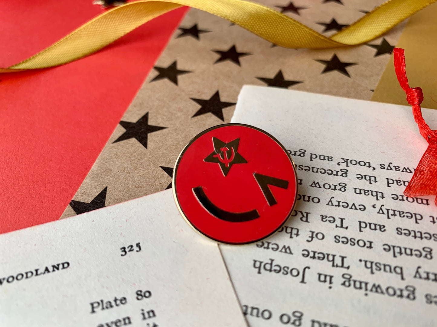 Leftist Hammer and Sickle Smiling Face Emoji Socialist Enamel Pin Badge