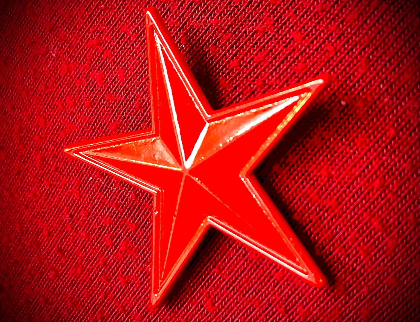Leftist Red Star Socialist Communist Enamel Pin Badge