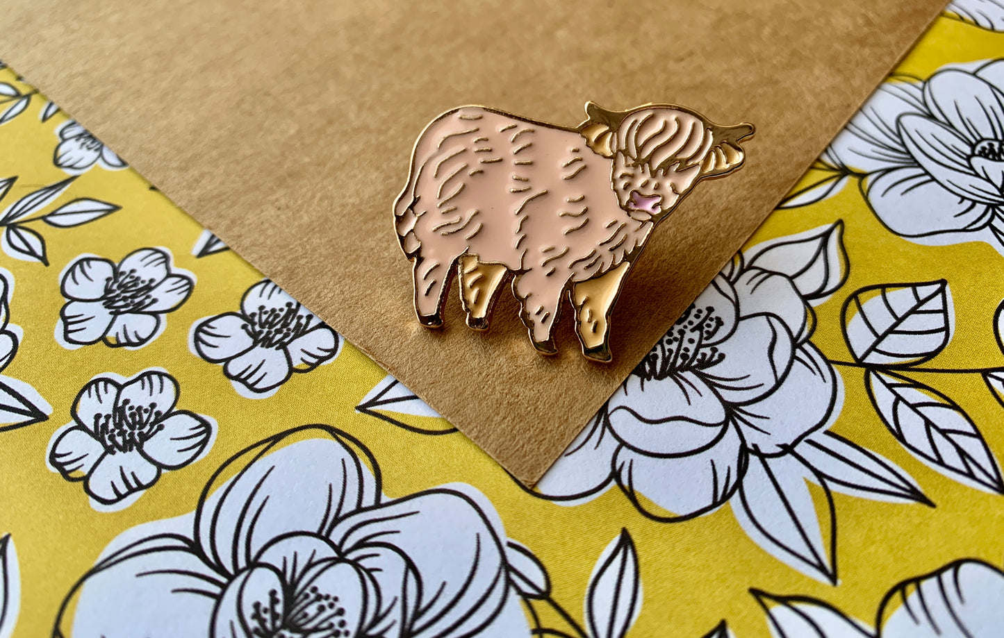 Scottish Highland Cow Beige and Gold Enamel Pin Badge